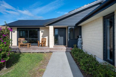 Photo of property in 140b Seafield Road, Eskdale, Napier, 4182