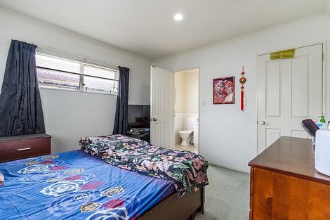 Photo of property in 2/83 Victoria Road, Papatoetoe, Auckland, 2025