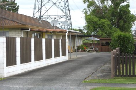 Photo of property in 1/17 Berwyn Avenue, Takanini, 2112