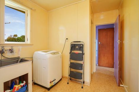 Photo of property in 17 Half Mile Road, Tuatapere, 9620