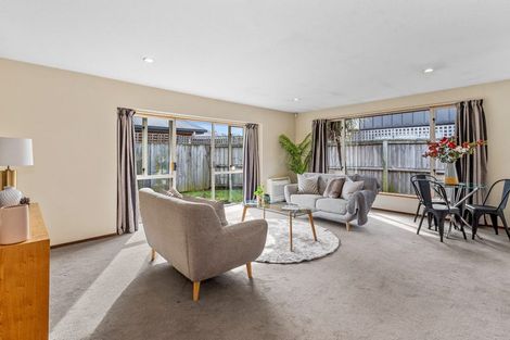 Photo of property in 35 Winton Street, St Albans, Christchurch, 8014