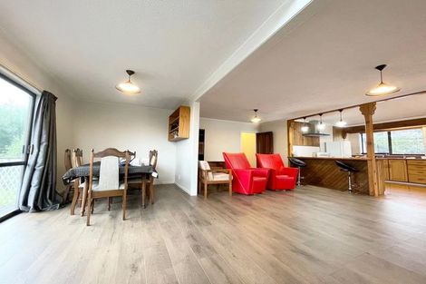 Photo of property in 122 Triangle Road, Massey, Auckland, 0614