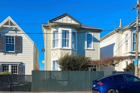 Photo of property in 35a Grant Road, Thorndon, Wellington, 6011
