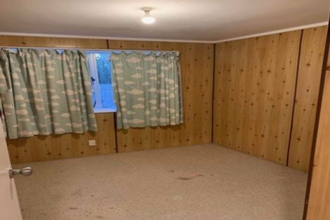 Photo of property in 2 Cranberry Place, Bucklands Beach, Auckland, 2012