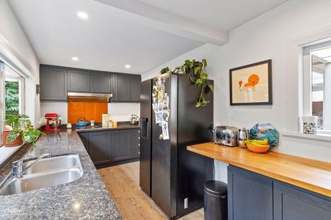 Photo of property in 65 Brandon Street, Featherston, 5710