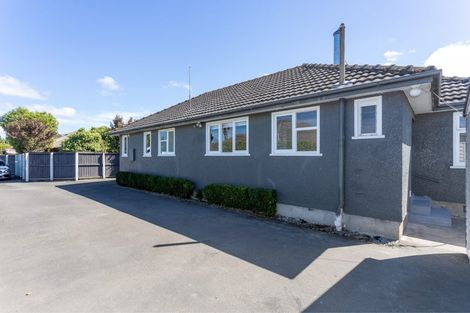 Photo of property in 32 Vagues Road, Northcote, Christchurch, 8052