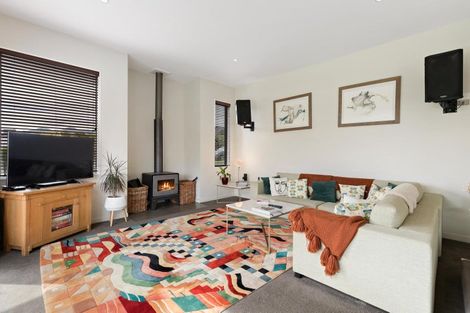 Photo of property in 28 Minaret Ridge, Wanaka, 9305