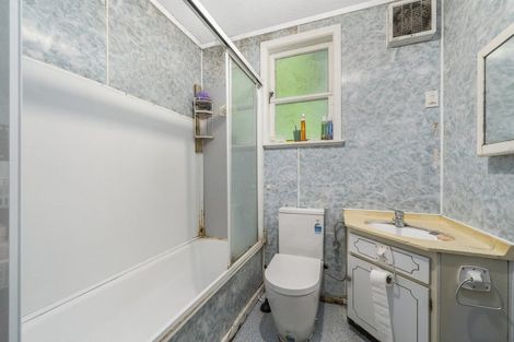 Photo of property in 78 South Karori Road, Karori, Wellington, 6012