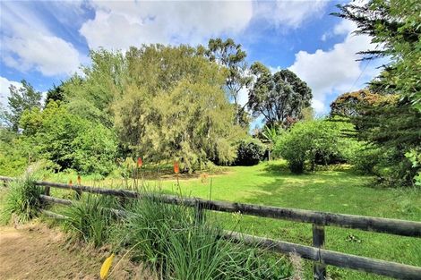 Photo of property in 21 Naumai Road, Tauhoa, Warkworth, 0984