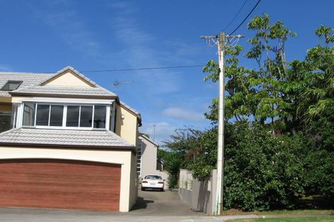 Photo of property in 2/23 Saltburn Road, Milford, Auckland, 0620