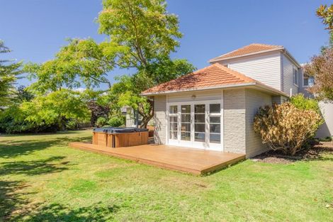 Photo of property in 30 Bevington Street, Avonhead, Christchurch, 8042