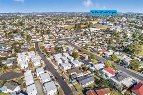 Photo of property in 22 Cottingham Crescent, Mangere East, Auckland, 2024