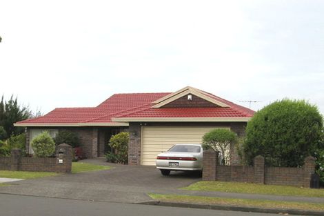 Photo of property in 50 Marina View Drive, West Harbour, Auckland, 0618