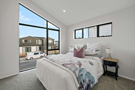 Photo of property in 18 Rapunga Drive, Hobsonville, Auckland, 0616