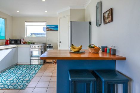 Photo of property in 40 Okoka Road, Omiha, Waiheke Island, 1081