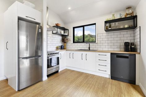 Photo of property in 144 Oxford Terrace, Epuni, Lower Hutt, 5011