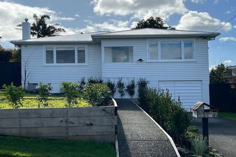 Photo of property in 18 Creamer Avenue, Belmont, Auckland, 0622