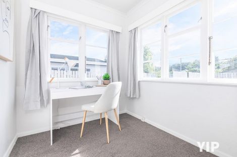 Photo of property in 33 Findlay Street, Tawa, Wellington, 5028