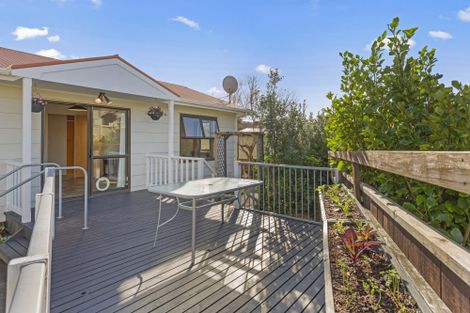 Photo of property in 20 James Street, Raglan, 3225