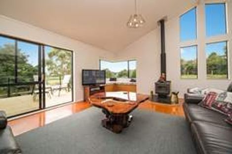 Photo of property in 318 Gun Club Road, Pukekohe, 2676