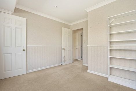 Photo of property in 12 Lucombe Place, Cambridge, 3434