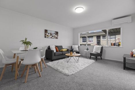 Photo of property in 5a Browns Road, Manurewa, Auckland, 2102