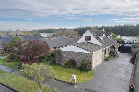 Photo of property in 145 Royal Park Drive, Parklands, Christchurch, 8083