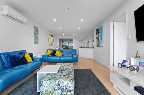 Photo of property in Mon Desir Apartments, 4b/175 Hurstmere Road, Takapuna, Auckland, 0622