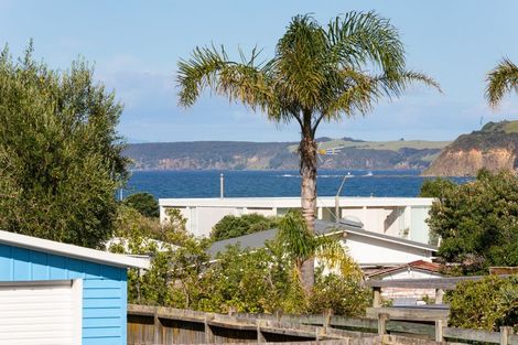 Photo of property in 15 Kitty Frazer Lane, Omaha, 0986