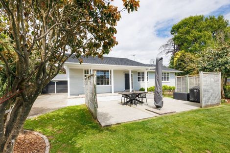 Photo of property in 4 Chilton Grove, Hokowhitu, Palmerston North, 4410