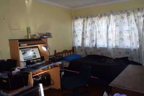 Photo of property in 9-13 Rochfort Street, Greymouth, 7805