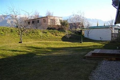 Photo of property in 13 Scaife Place, Wanaka, 9305