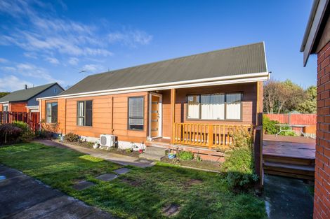 Photo of property in 2/21 Ensign Street, Halswell, Christchurch, 8025