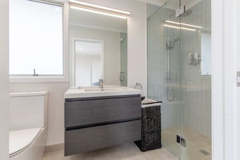 Photo of property in 33 Belgrove Drive, Waipukurau, 4200