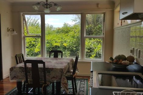 Photo of property in 3 Lewis Road, Pakuranga, Auckland, 2010