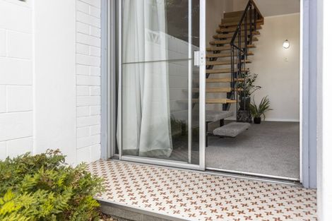 Photo of property in 1 Weld Street, Blenheim, 7201