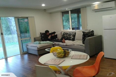 Photo of property in 48 Harrowglen Drive, Northcross, Auckland, 0630