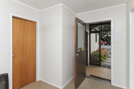 Photo of property in 65 Esplanade, Kaiti, Gisborne, 4010