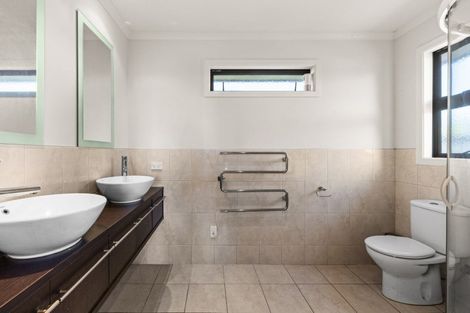 Photo of property in 4 Delta Mews Place, Clive, 4102