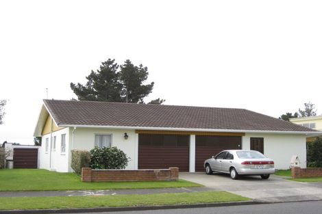 Photo of property in 26 Truby King Street, Merrilands, New Plymouth, 4312