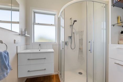 Photo of property in 11 Hulke Crescent, Bell Block, New Plymouth, 4312