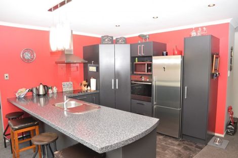 Photo of property in 26 Kirkbride Street, Wallacetown, 9816