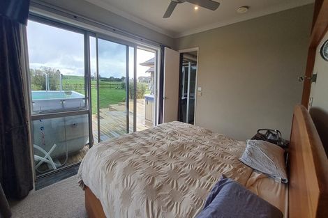 Photo of property in 190 Ohanga Road, Onaero, Waitara, 4383