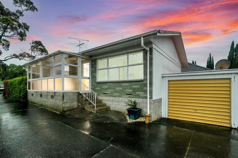 Photo of property in 1/42 Chartwell Avenue, Glenfield, Auckland, 0629