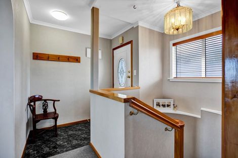 Photo of property in 5 Scott Street, Moturoa, New Plymouth, 4310