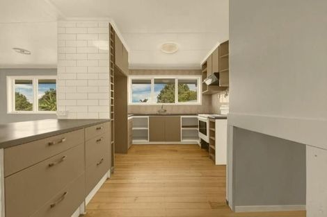 Photo of property in 9 Rata Street, Waiuku, 2123