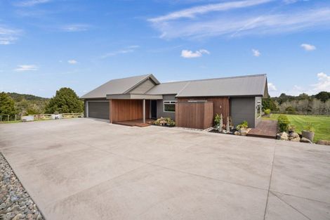 Photo of property in 13 Capstone Place, Te Kamo, Kamo, 0185