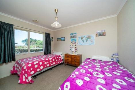 Photo of property in 303 Glover Road, Hawera, 4675