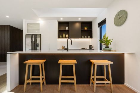 Photo of property in 1 Kamana Rise, Wanaka, 9382