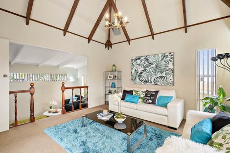 Photo of property in 46 Hobsonville Road, West Harbour, Auckland, 0618